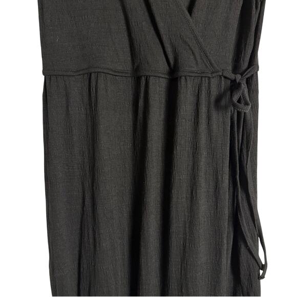 Max Studio Solid Black Flutter Short Sleeve Faux Wrap Midi Dress Size Large - Picture 8 of 13